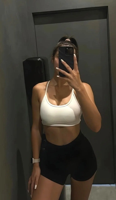 Escort Melisa adlı üyenin ilan profil fotoğrafı