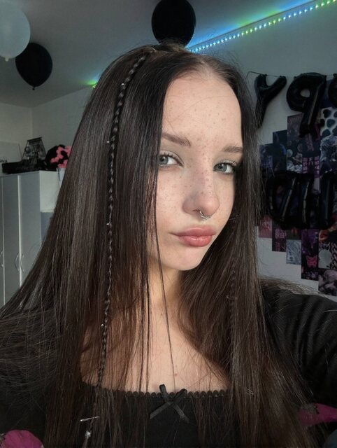 Maya adlı üyenin profil fotoğrafı